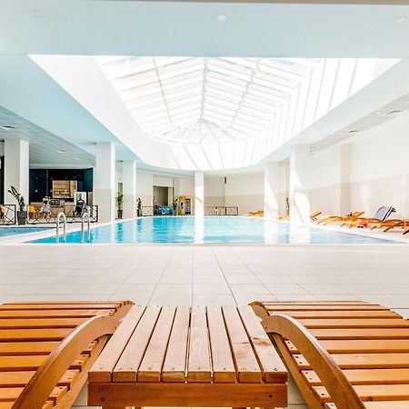 Luxury Condo On 18Th Floor With Pool, Fitness, Parking Included. Skopje Exteriér fotografie