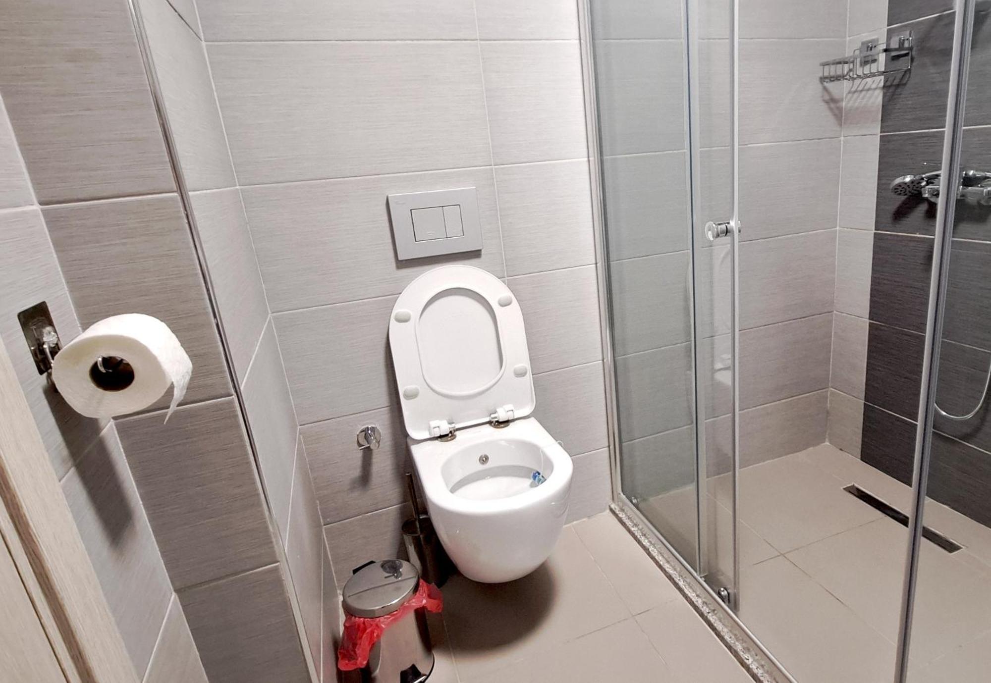 Luxury Condo On 18Th Floor With Pool, Fitness, Parking Included. Skopje Exteriér fotografie