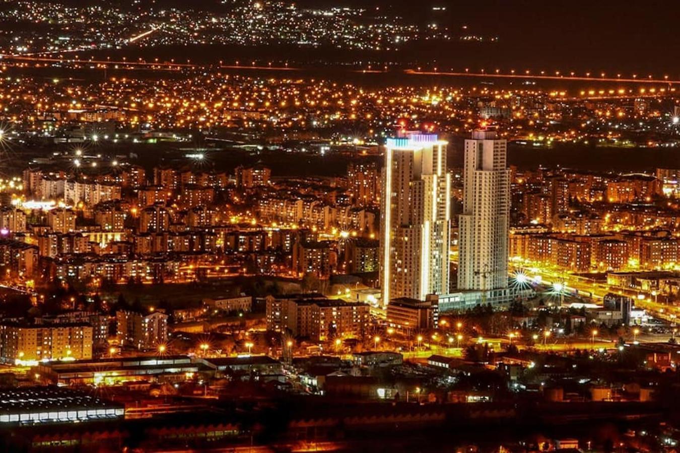 Luxury Condo On 18Th Floor With Pool, Fitness, Parking Included. Skopje Exteriér fotografie