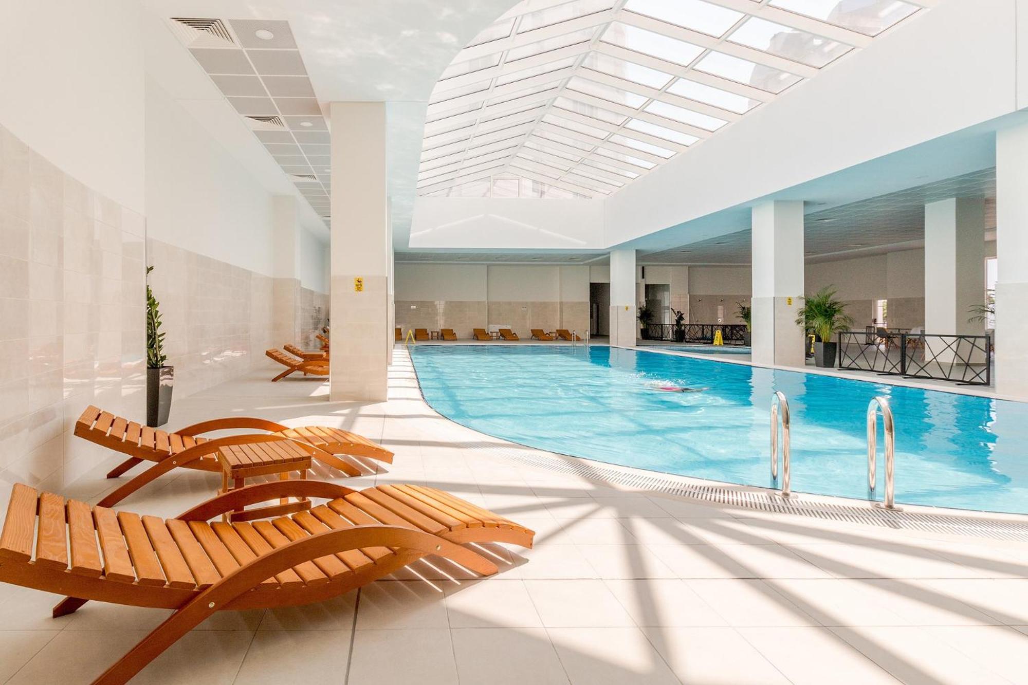 Luxury Condo On 18Th Floor With Pool, Fitness, Parking Included. Skopje Exteriér fotografie